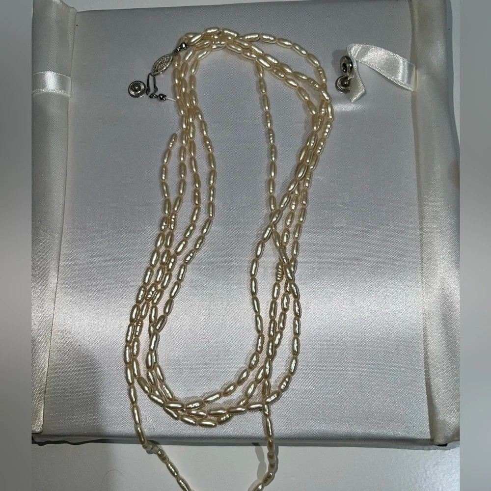 Vintage Long Pearl Necklace